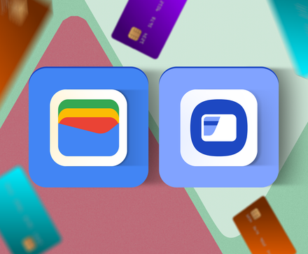 Una cara con el logotipo de Google Wallet junto al logotipo de Samsung Wallet, rodeada de varias tarjetas de crédito.