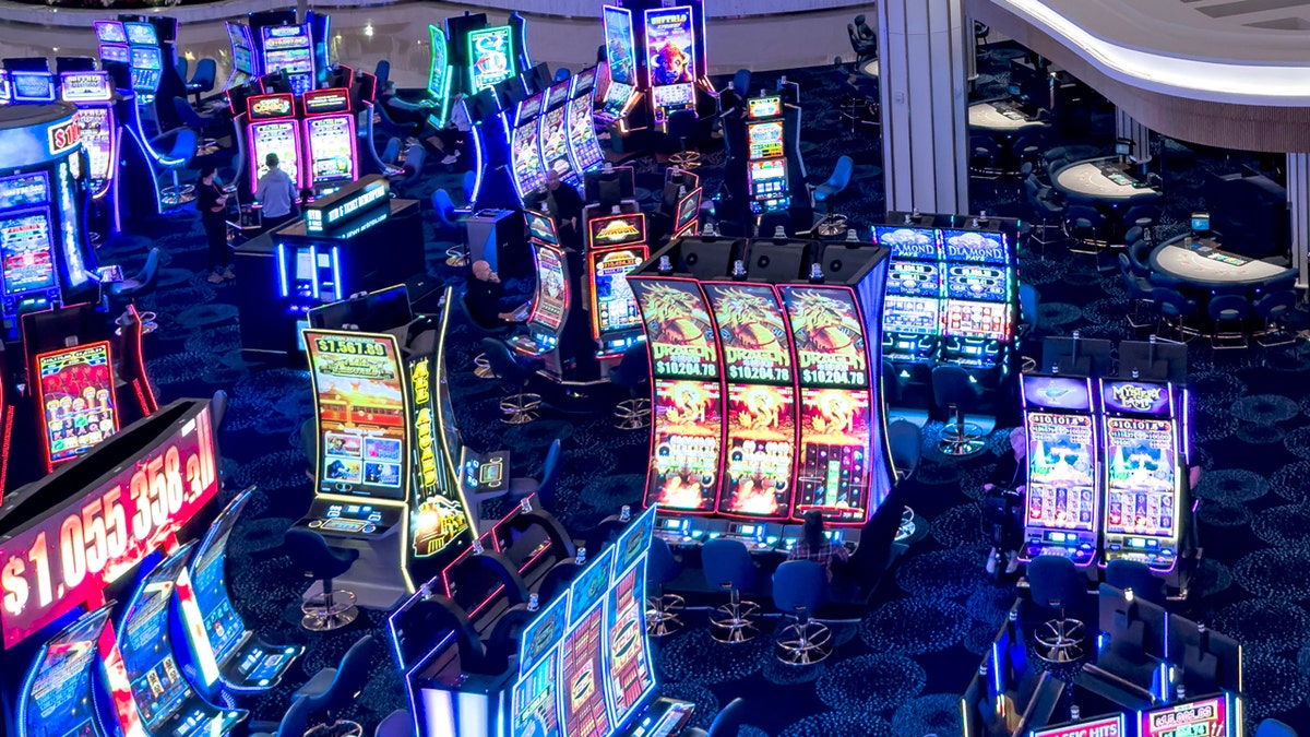 Fontainebleau Resort & Casino
