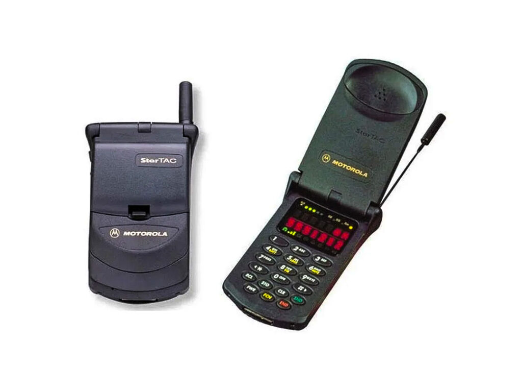 Teléfono plegable Motorola Star TAC