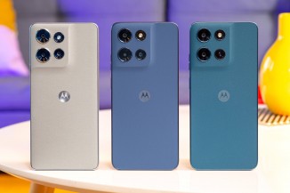 El Moto G Power (2026) a la izquierda, el Moto G (2026) en el medio y el Moto G Play (2026) a la derecha