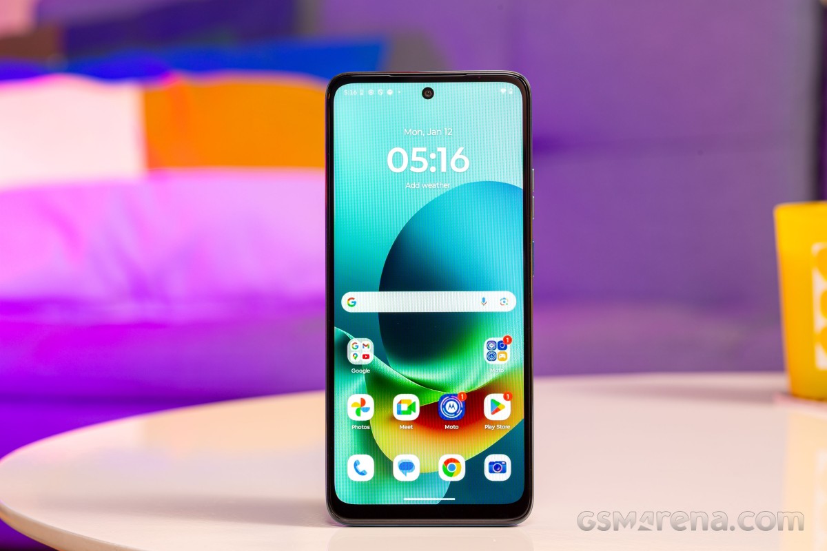 Motorola Moto G Play (2026) para revisión