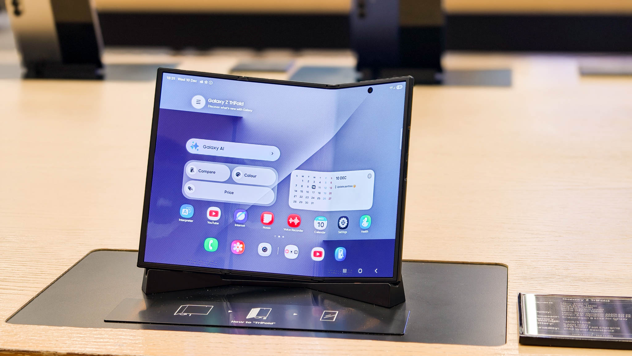 Prueba práctica del Samsung Galaxy Z TriFold en Dubai Mall en Android Central