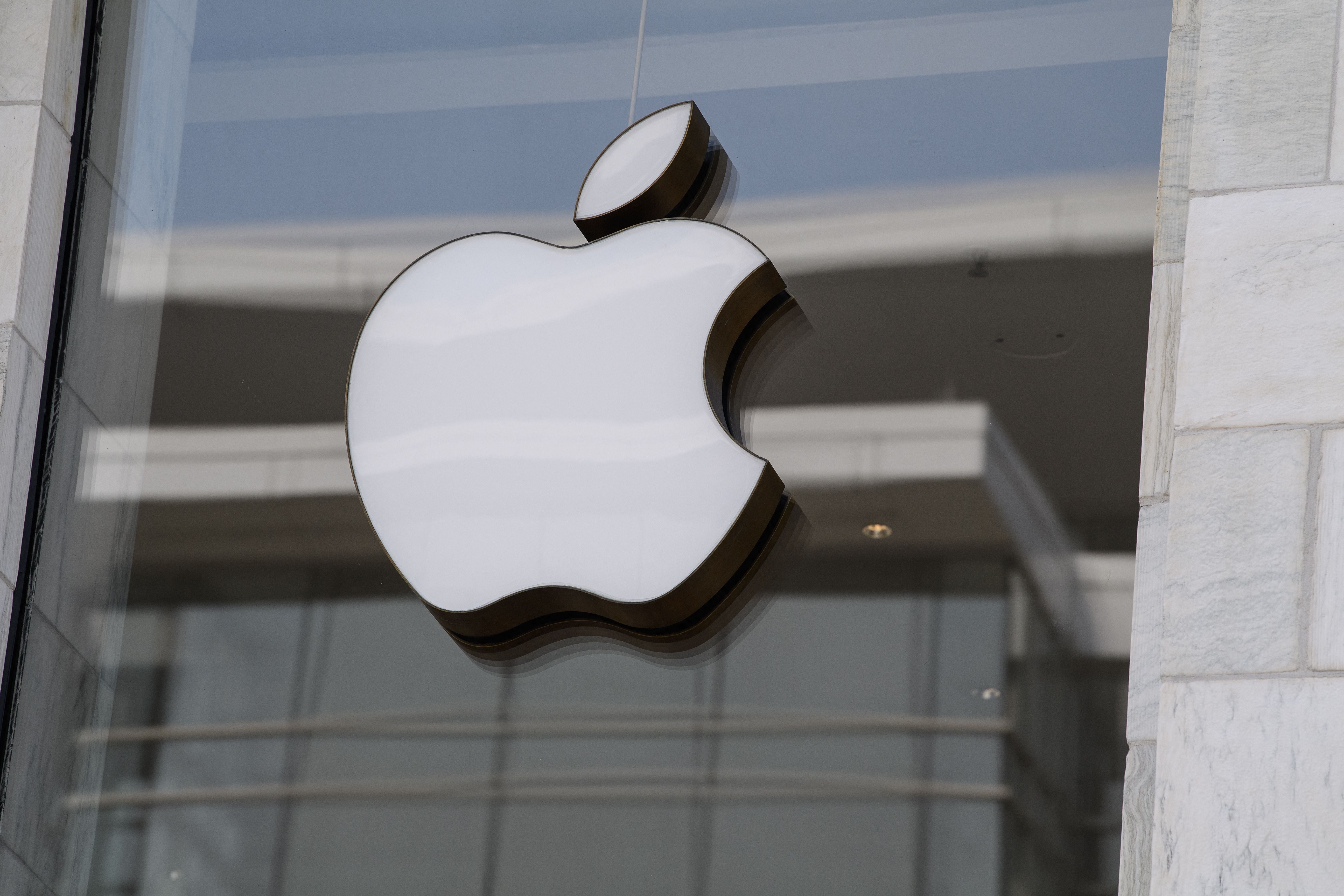 Los 95 millones de dólares son unas nueve horas de beneficio para Apple, cuyos ingresos netos fueron de 93.740 millones de dólares en su último año fiscal, según Reuters.