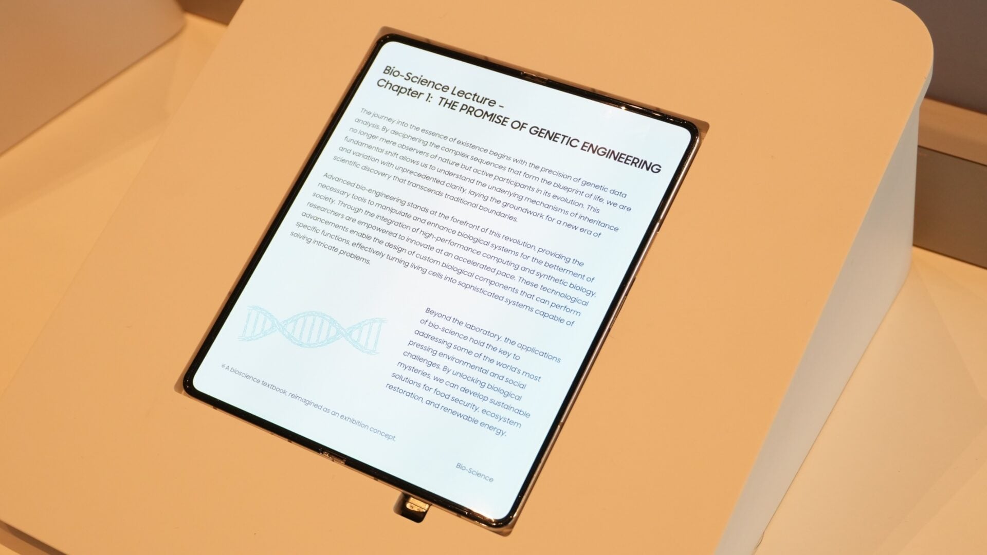 pantalla samsung galaxy z fold 8 panel oled plegable sin arrugas ces 2026