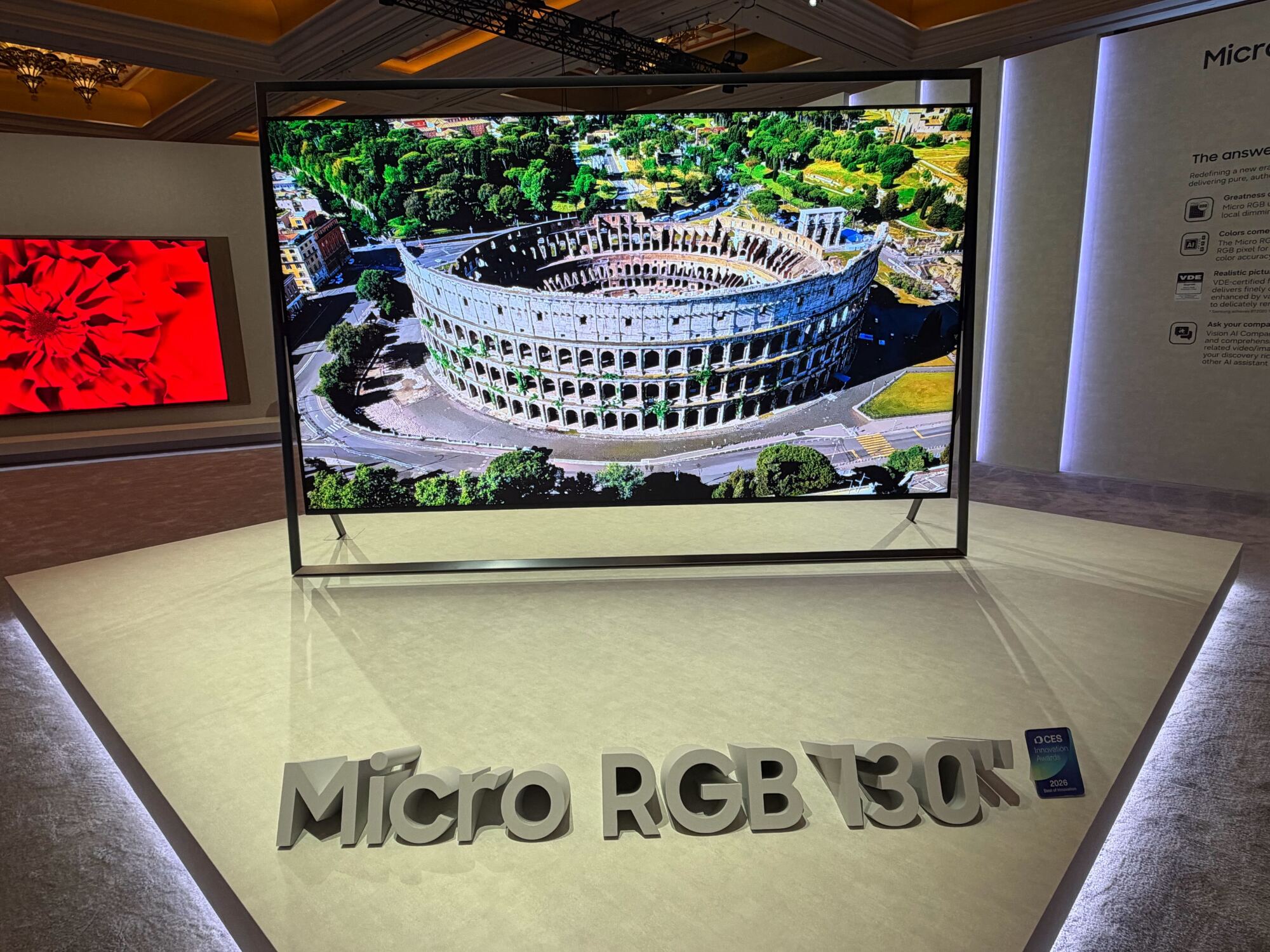 Un gran televisor micro RGB