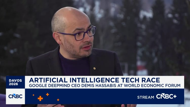 El CEO de Google, DeepMind, sobre el estado de la carrera de la IA, impulsa el impacto de la AGI y la IA en el empleo