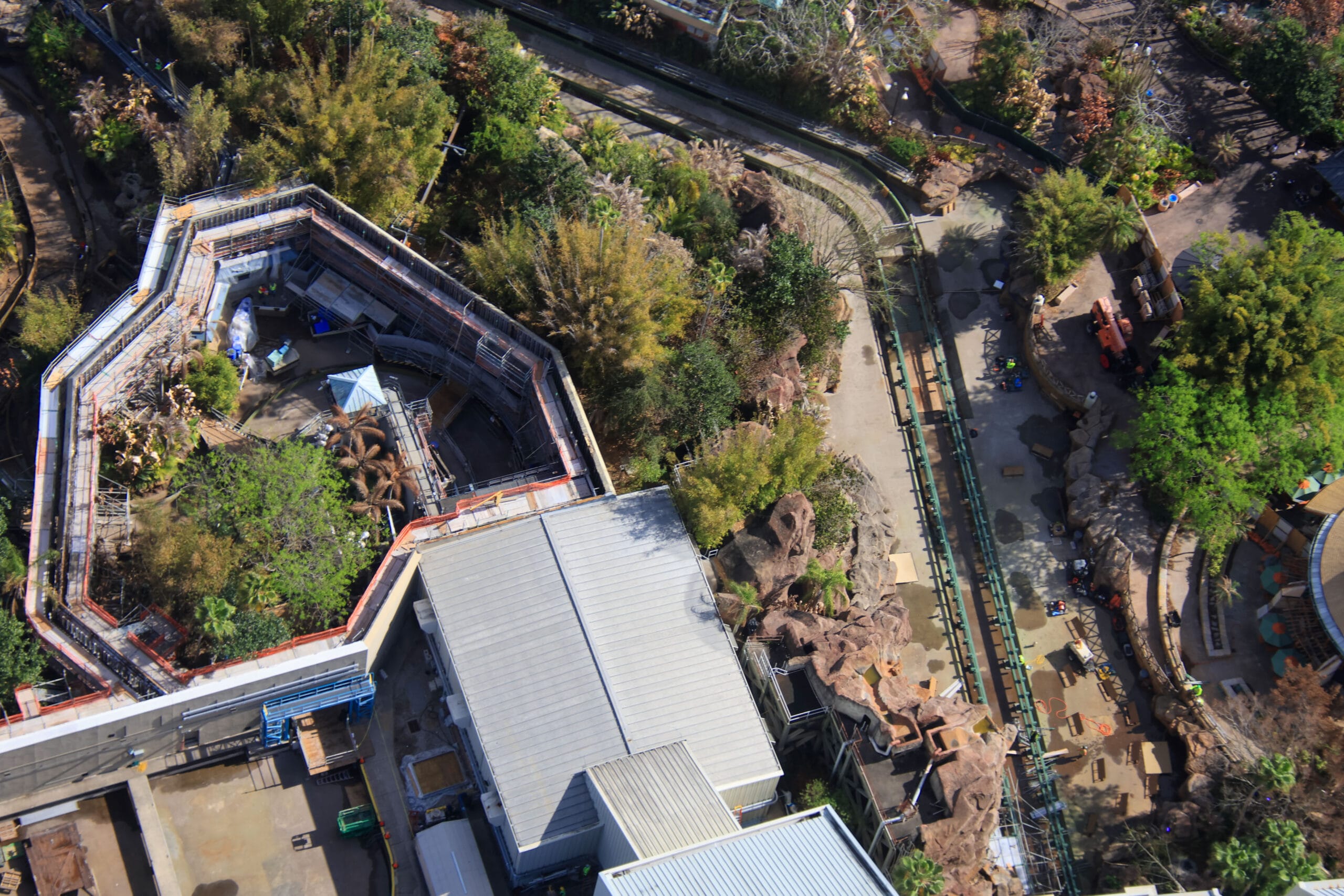 Fotografías aéreas del paseo USF Jurassic Park River Adventure realizadas por bioreconstruct.