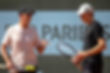 Darren Cahill entrena a Jannik Sinner antes de Roland-Garros. (Getty/Tim Clayton)